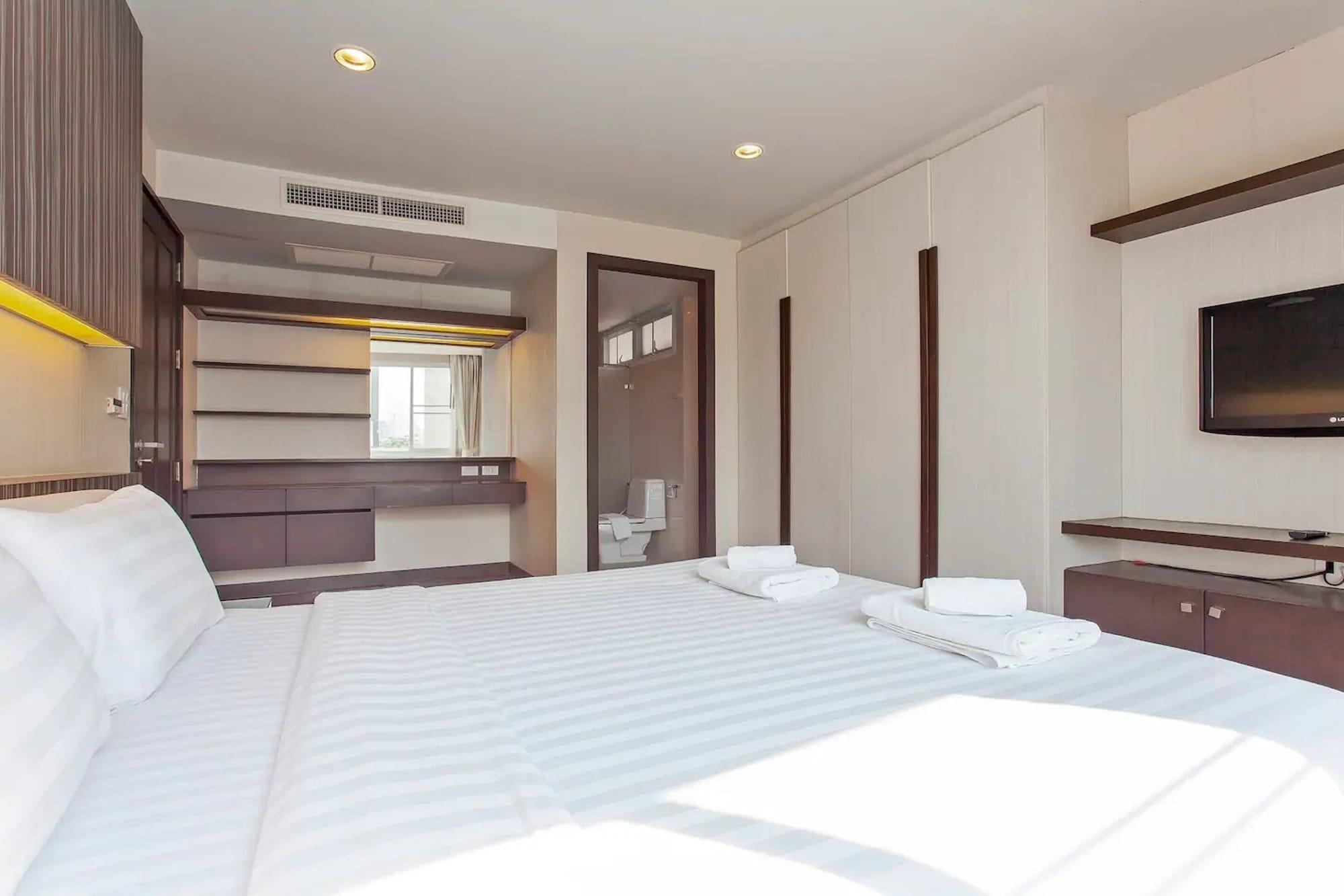 Double Trees Residence Bangkok Exteriör bild