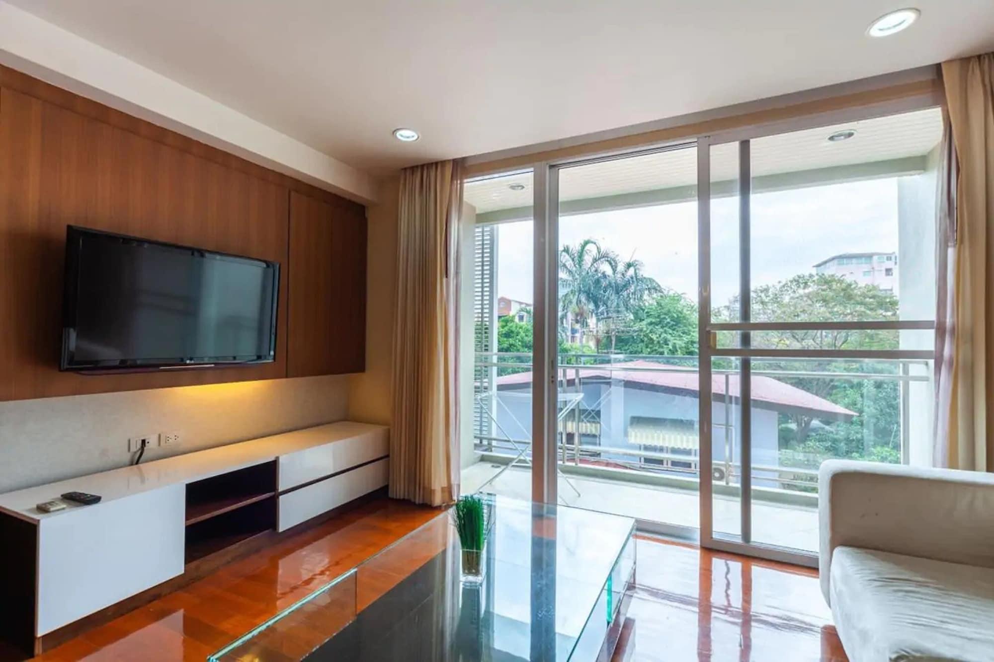 Double Trees Residence Bangkok Exteriör bild