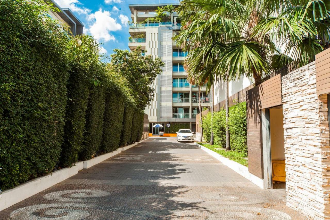 Double Trees Residence Bangkok Exteriör bild